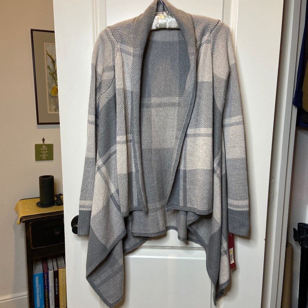 Open Cascading Front Flyaway Cardigan Sweater; Heather Grey & White Plaid; S